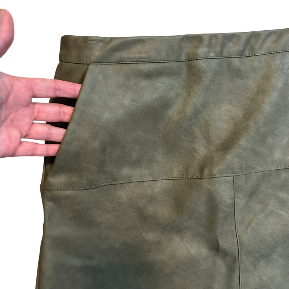 Shinestar Olive Green mini Women's Skirt size large new - Picture 3 of 6